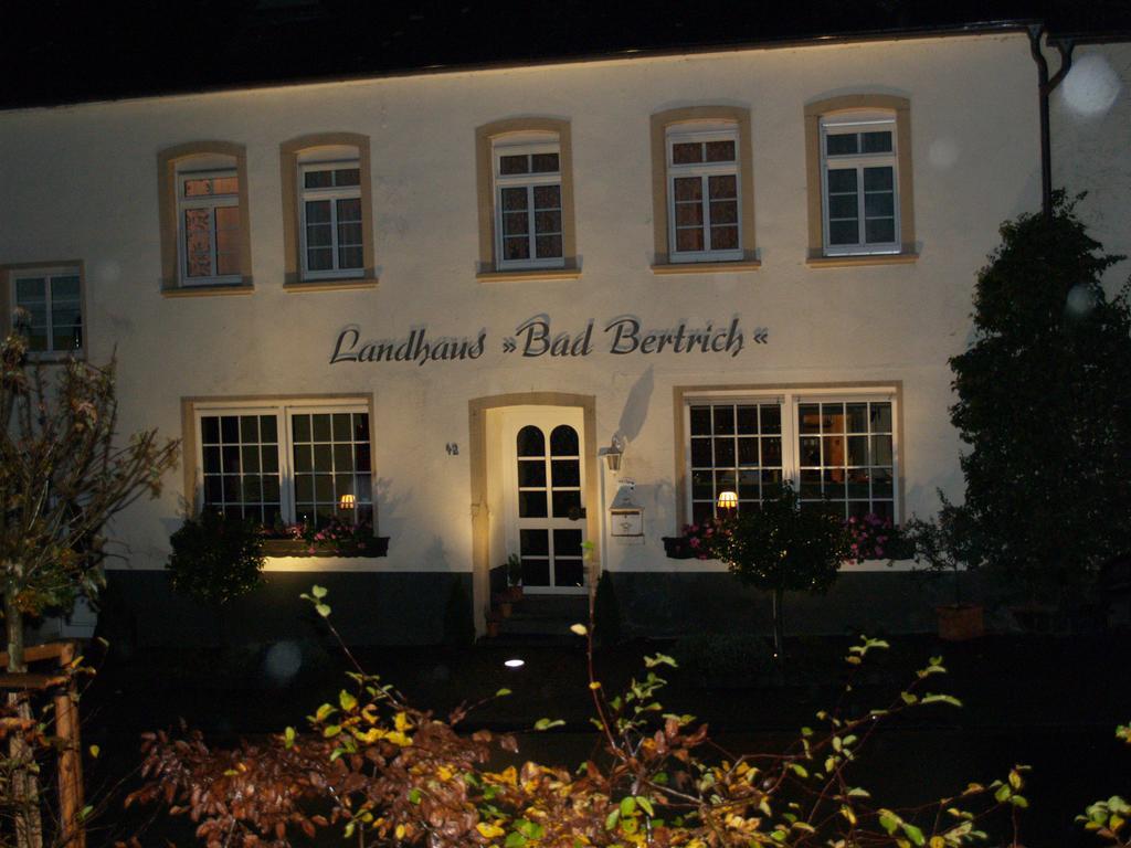 Landhaus Бад Бертрих Екстериор снимка